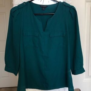 Button shoulder blouse